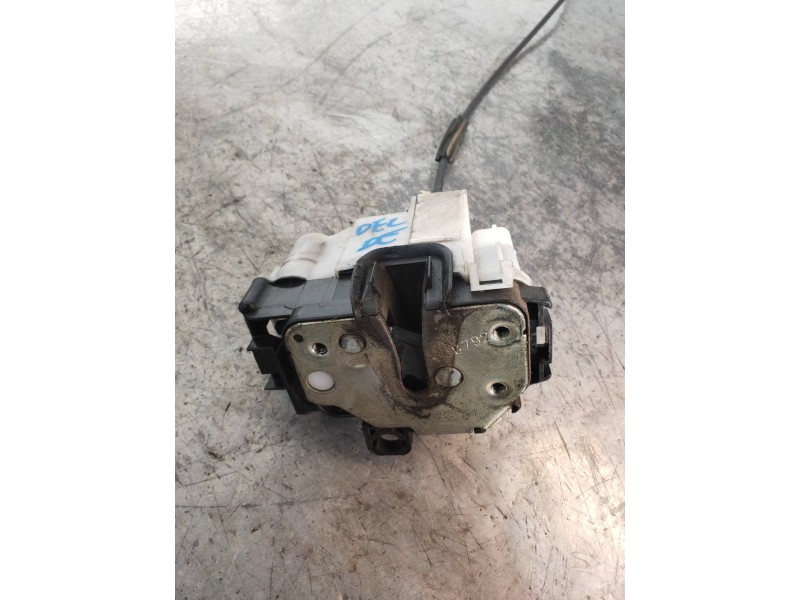 Recambio de motor cierre centralizado delantero derecho para fiat nuova 500 (150) lounge referencia OEM IAM 51785917  