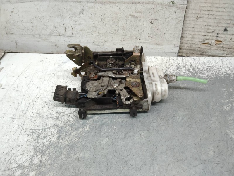 Recambio de motor cierre centralizado delantero izquierdo para audi a6 berlina (c4) 2.5 tdi referencia OEM IAM 4A1837015D  4P