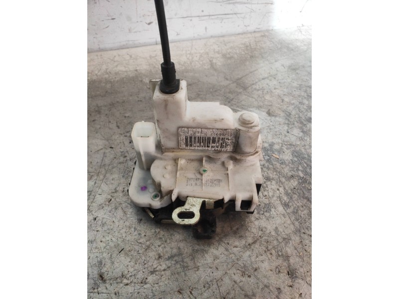 Recambio de motor cierre centralizado delantero derecho para fiat nuova 500 (150) lounge referencia OEM IAM 51785917  