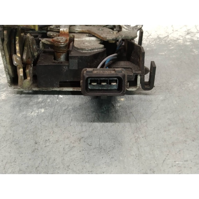 Recambio de motor cierre centralizado delantero izquierdo para audi a6 berlina (c4) 2.5 tdi referencia OEM IAM 4A1837015D  4P