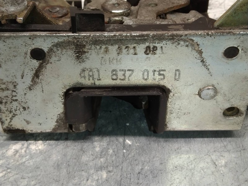 Recambio de motor cierre centralizado delantero izquierdo para audi a6 berlina (c4) 2.5 tdi referencia OEM IAM 4A1837015D  4P