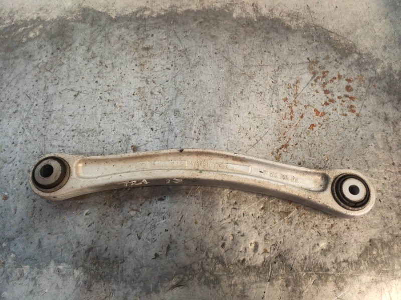 Recambio de brazo suspension superior trasero izquierdo para volkswagen touareg (7p5) v6 tdi bluemotion referencia OEM IAM 7L050