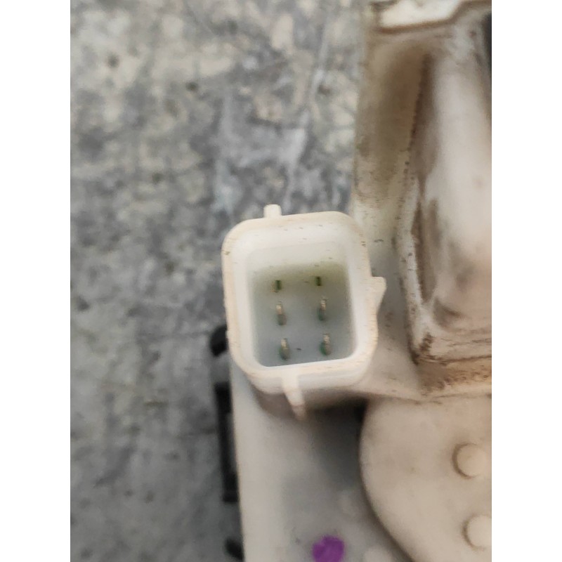 Recambio de motor cierre centralizado delantero derecho para fiat nuova 500 (150) lounge referencia OEM IAM 51785917  