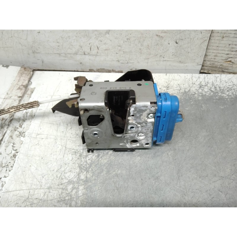 Recambio de motor cierre centralizado trasero derecho para audi a6 berlina (c4) 2.5 tdi referencia OEM IAM 8D0839016A  4P