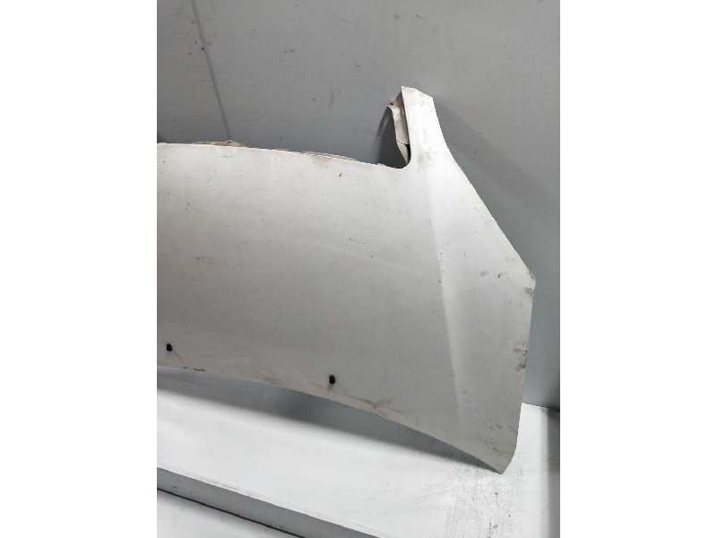 Recambio de capot para toyota avensis verso (m20) 2.0 turbodiesel cat referencia OEM IAM   