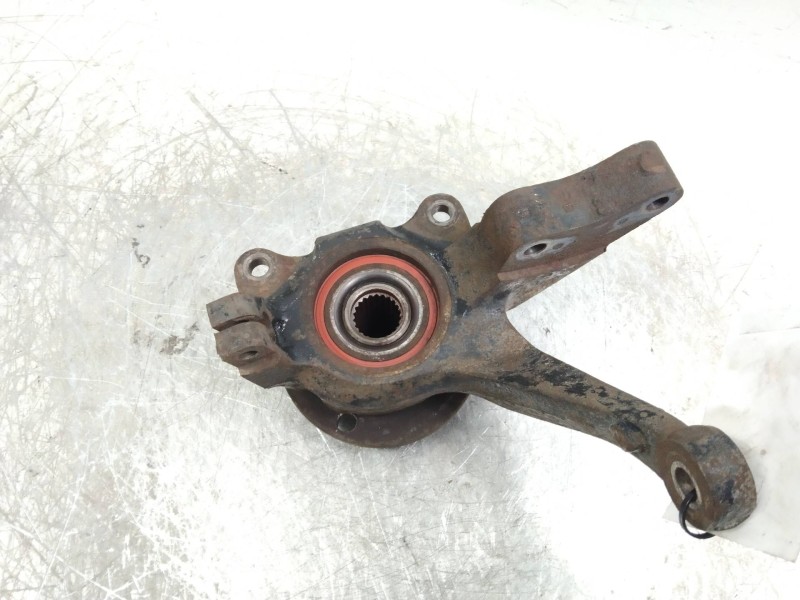 Recambio de mangueta delantera derecha para seat malaga 1.5 referencia OEM IAM   