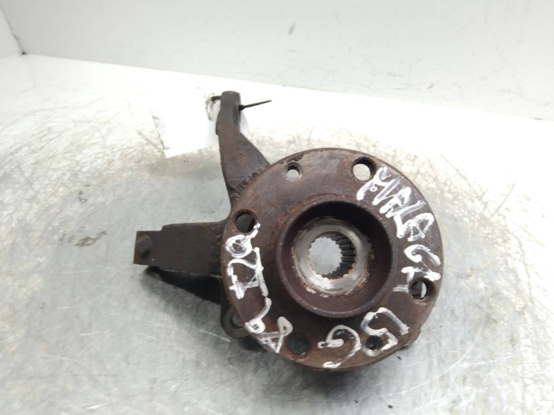 Recambio de mangueta delantera izquierda para seat malaga 1.5 referencia OEM IAM   