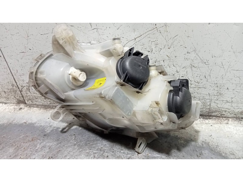 Recambio de faro derecho para smart cabrio básico referencia OEM IAM   