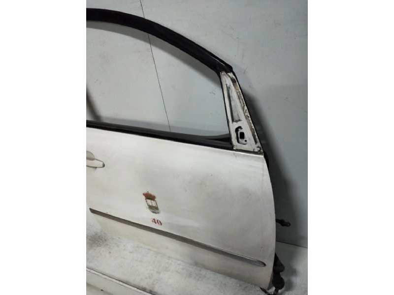 Recambio de puerta delantera derecha para toyota avensis verso (m20) 2.0 turbodiesel cat referencia OEM IAM   