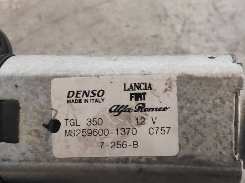 Recambio de motor limpia trasero para fiat nuova 500 (150) lounge referencia OEM IAM MS2596001370  DENSO