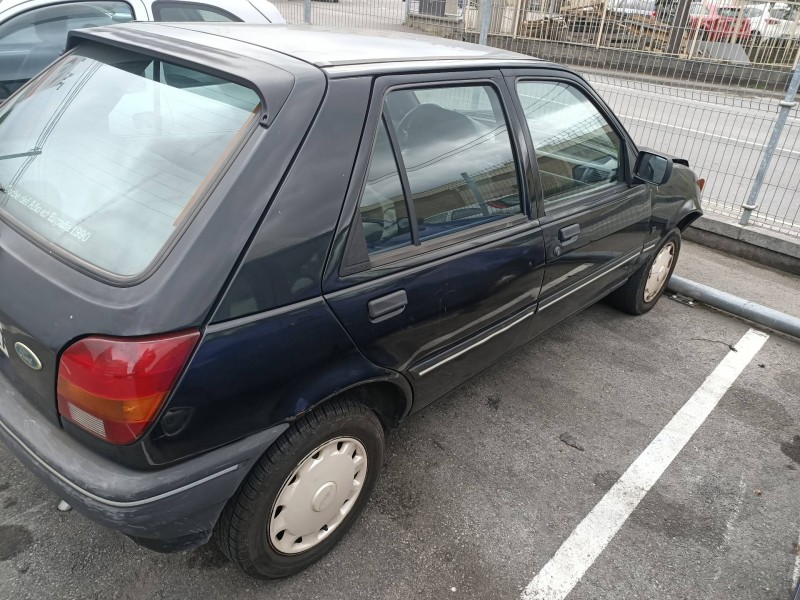 ford fiesta berl./courier del año 1990