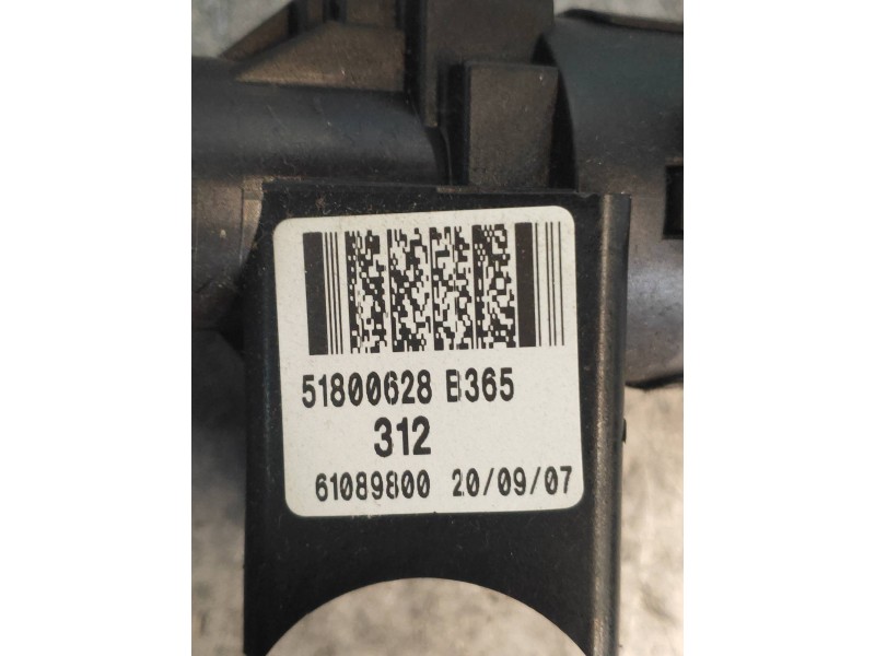 Recambio de conmutador de arranque para fiat nuova 500 (150) lounge referencia OEM IAM 51800628 61089800 