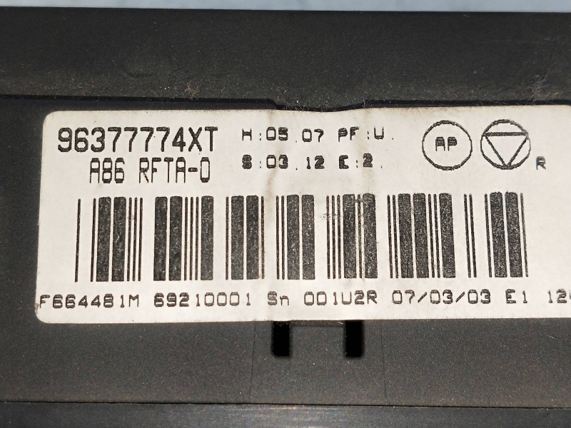 Recambio de mando calefaccion / aire acondicionado para citroen c3 pluriel 1.6 16v sensodrive referencia OEM IAM 96377774XT  