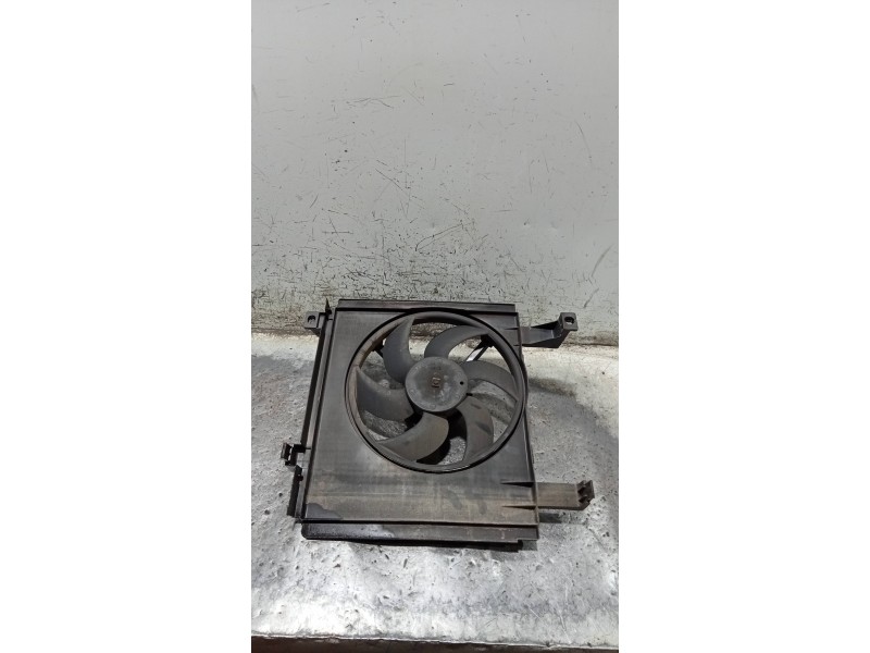 Recambio de electroventilador para smart cabrio básico referencia OEM IAM 0008576V00  