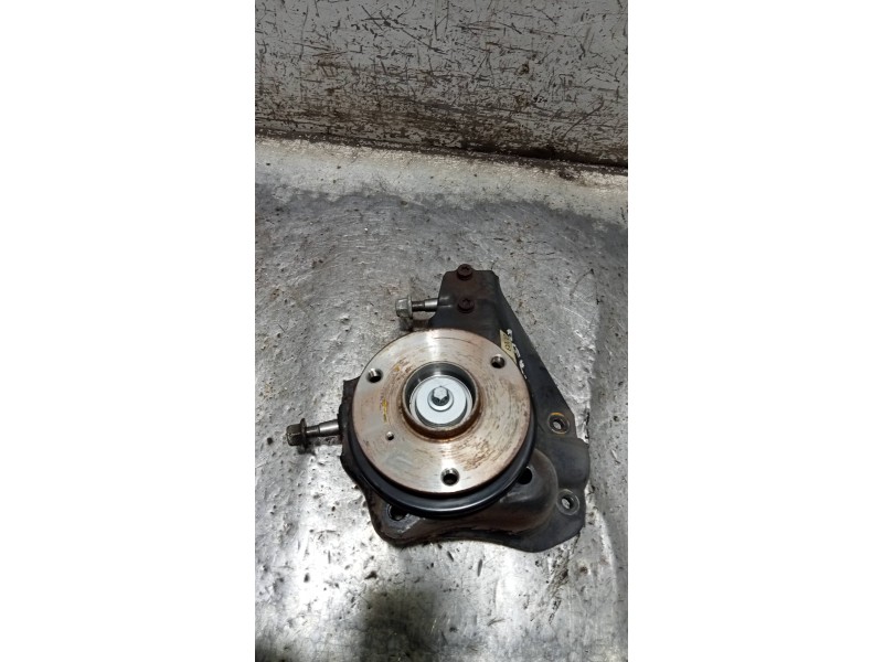 Recambio de mangueta delantera izquierda para smart cabrio básico referencia OEM IAM   