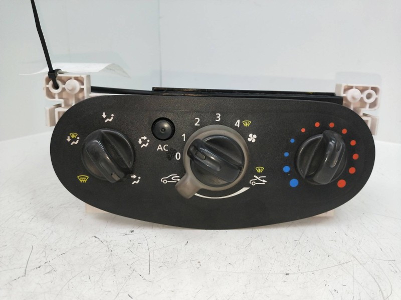 Recambio de mando calefaccion / aire acondicionado para dacia sandero referencia OEM IAM N106278B T1001639U 