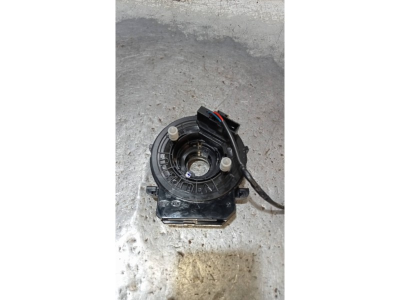 Recambio de anillo airbag para kia rio (yb) drive referencia OEM IAM 93490H8210  