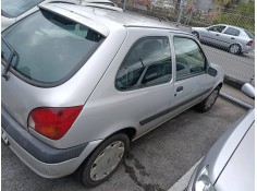 ford fiesta berlina (dx) del año 2002 2