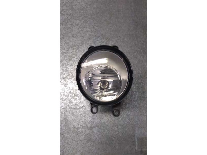 Recambio de faro antiniebla derecho para toyota avensis berlina (t25) 2.2 d-4d cat referencia OEM IAM   