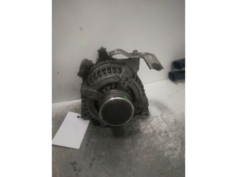 Recambio de alternador para toyota auris básico referencia OEM IAM 1042100N040 DENSO 