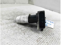 Recambio de caudalimetro para toyota corolla verso (r1) 2.2 turbodiesel cat referencia OEM IAM 1974003070 222040N010 DENSO