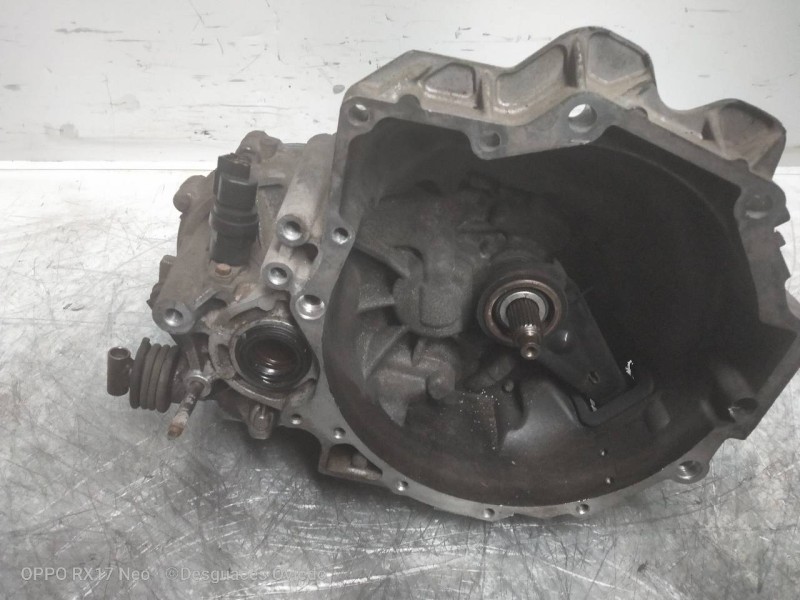 Recambio de caja cambios para kia carens 1.8 cat referencia OEM IAM K2A5 018350 4737 