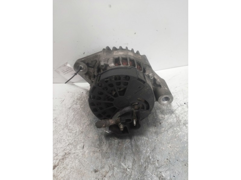 Recambio de alternador para fiat bravo (198) 1.9 16v dynamic multijet referencia OEM IAM 51784265 DENSO 