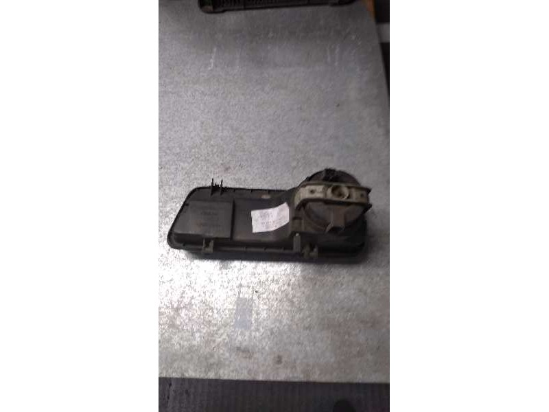 Recambio de faro antiniebla derecho para peugeot 806 1.9 turbodiesel cat referencia OEM IAM   