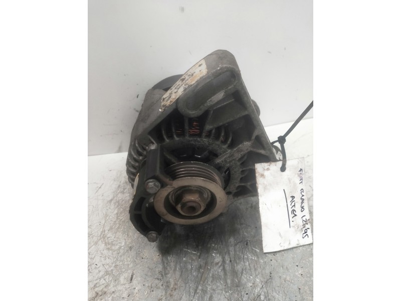 Recambio de alternador para fiat bravo (182) 16v 80 sx referencia OEM IAM 63321629  