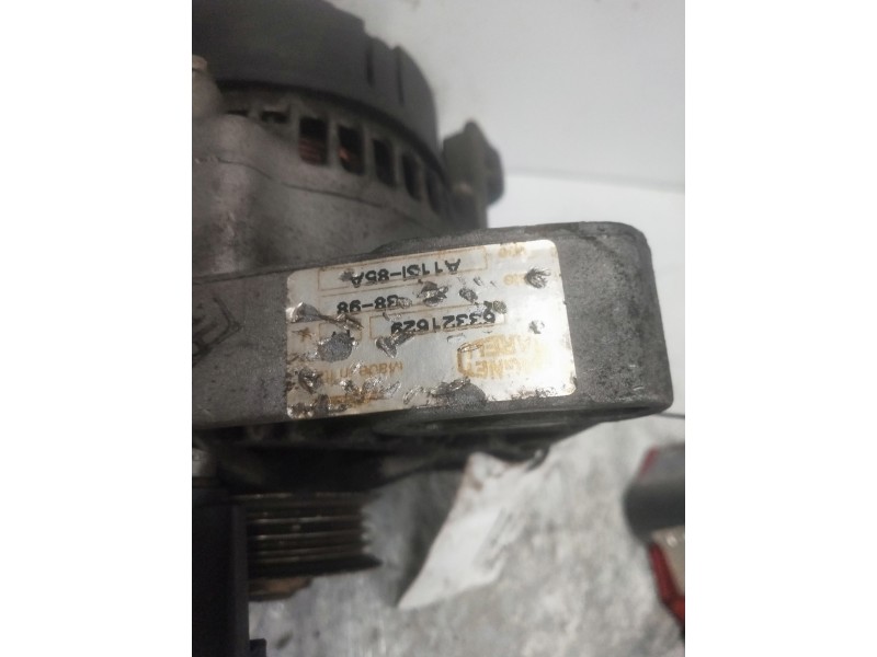 Recambio de alternador para fiat bravo (182) 16v 80 sx referencia OEM IAM 63321629  
