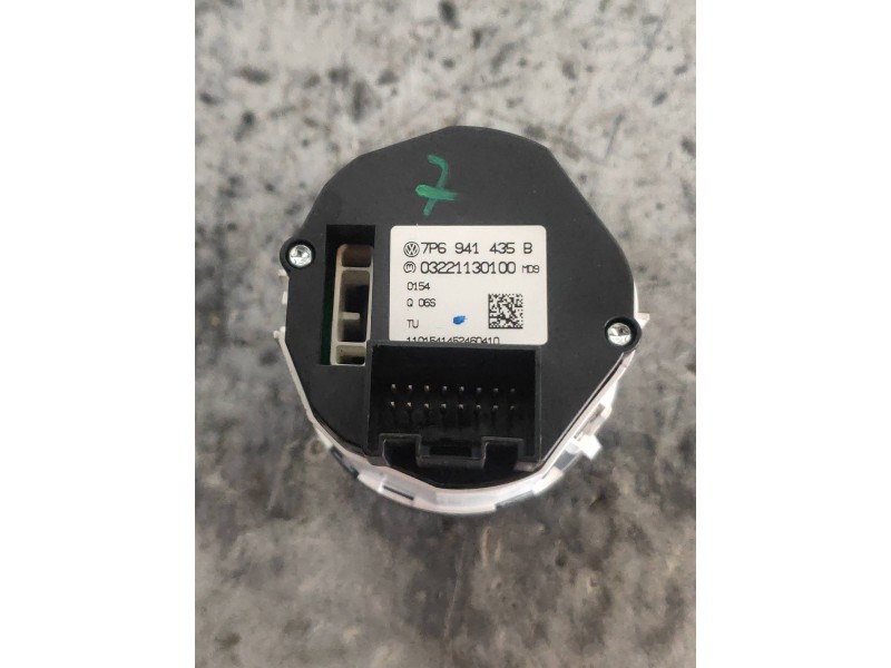 Recambio de mando multifuncion para volkswagen touareg (7p5) v6 tdi bluemotion referencia OEM IAM 7P6941435B  
