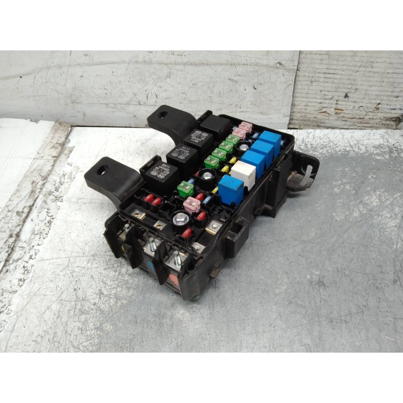 Recambio de caja reles / fusibles para hyundai sonata (nf) 2.0 crdi comfort i referencia OEM IAM 919503K610  