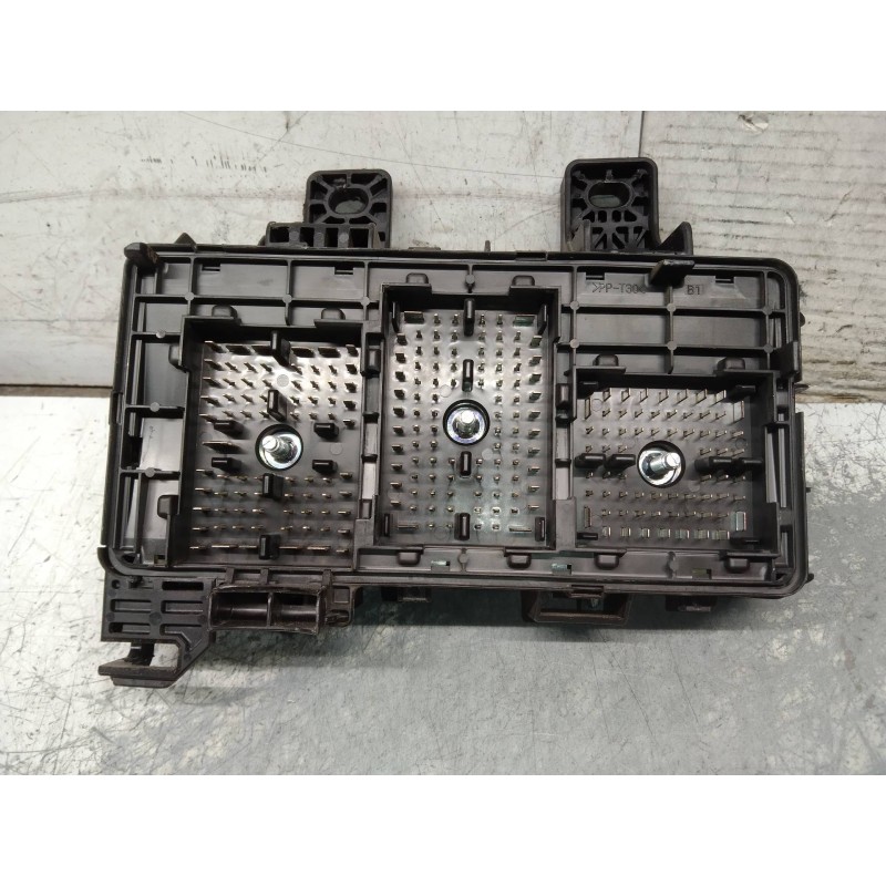 Recambio de caja reles / fusibles para hyundai sonata (nf) 2.0 crdi comfort i referencia OEM IAM 919503K610  