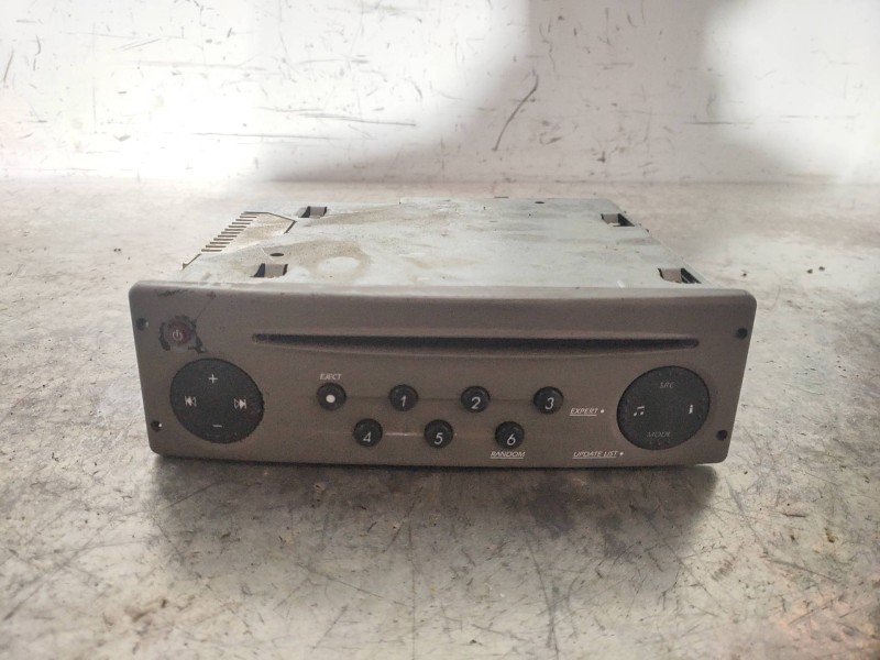 Recambio de sistema audio / radio cd para renault kangoo authentique referencia OEM IAM 8200531482C 8200531482T 