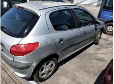 peugeot 206 berlina del año 2000 2