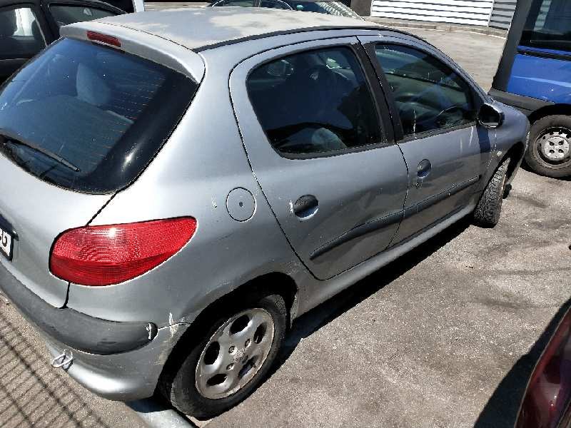 peugeot 206 berlina del año 2000 peugeot 206 berlina del año 2000