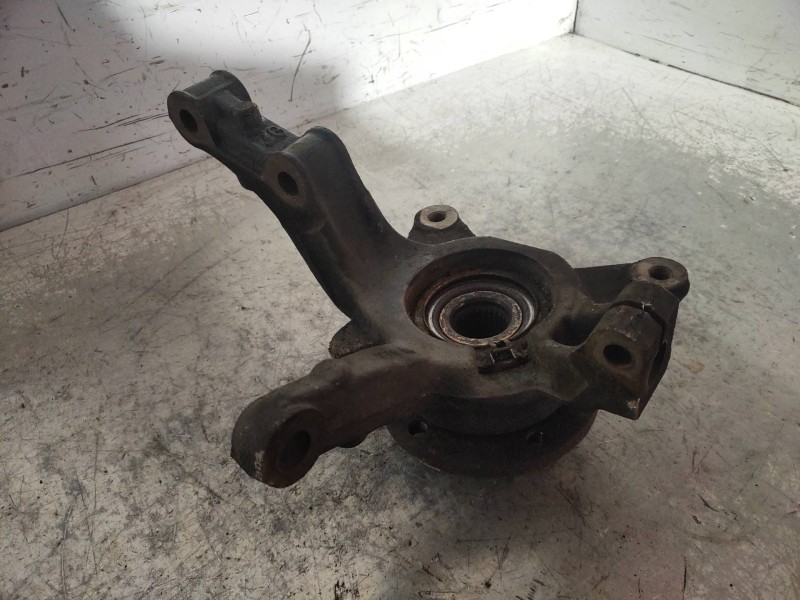 Recambio de mangueta delantera izquierda para renault kangoo authentique referencia OEM IAM   