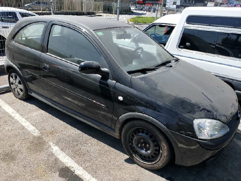 opel corsa c del año 2001