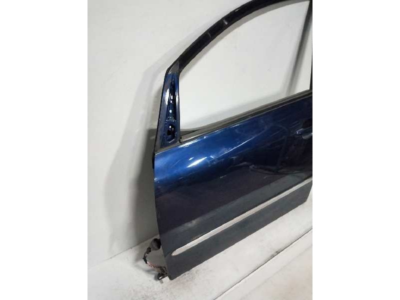 Recambio de puerta delantera izquierda para toyota avensis verso (m20) 2.0 turbodiesel cat referencia OEM IAM   