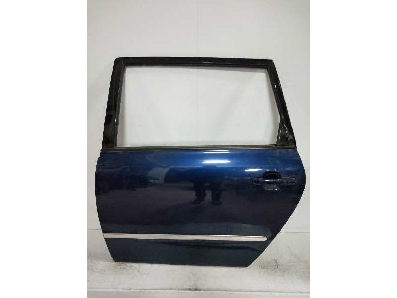 Recambio de puerta trasera izquierda para toyota avensis verso (m20) 2.0 turbodiesel cat referencia OEM IAM   