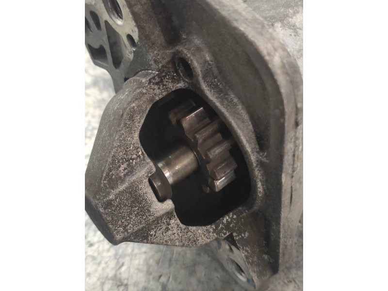 Recambio de motor arranque para renault kangoo authentique referencia OEM IAM M000T87881 8200584675A 
