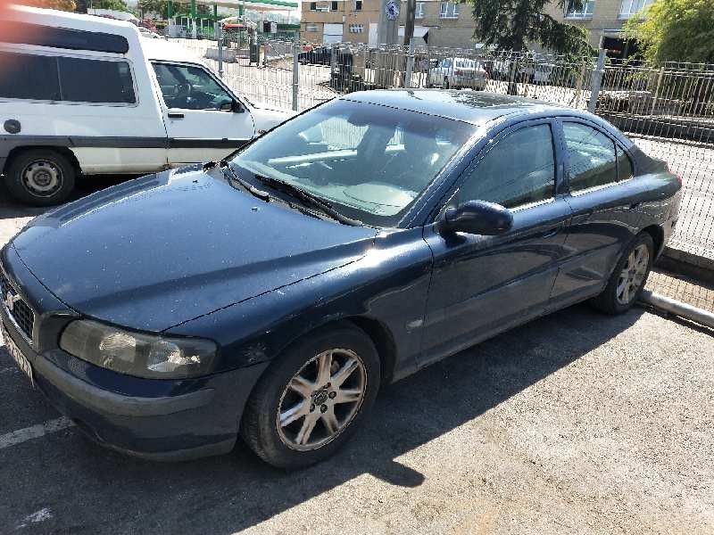 volvo s60 berlina del año 2006