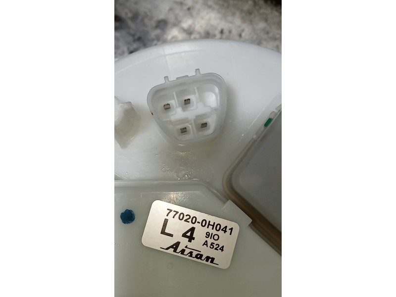 Recambio de bomba combustible para citroen c1 city edition referencia OEM IAM 770200H041  