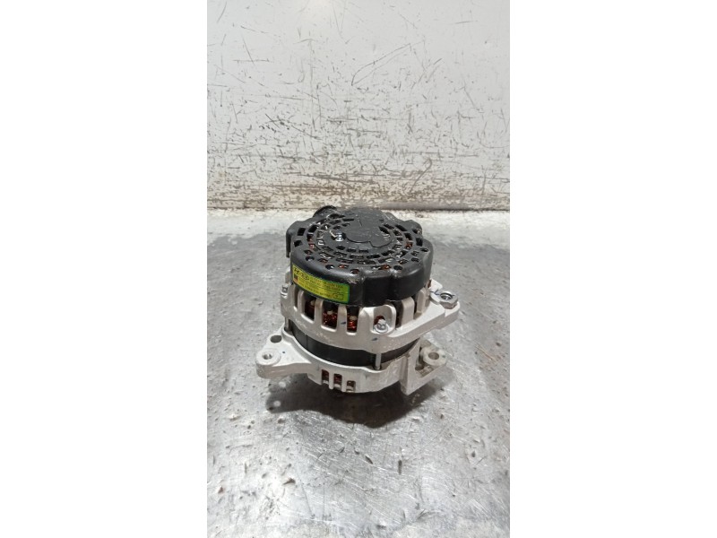 Recambio de alternador para kia rio (yb) drive referencia OEM IAM 3730004950  