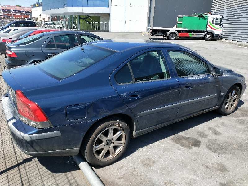 volvo s60 berlina del año 2006