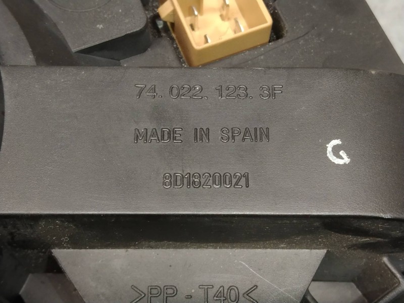 Recambio de motor calefaccion para volkswagen passat berlina (3b2) comfortline referencia OEM IAM 740221233F 8D1820021 