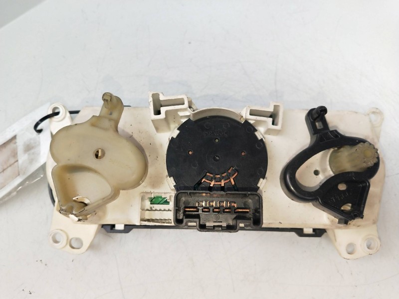 Recambio de mando calefaccion / aire acondicionado para dodge caliber 2.0 16v crd cat referencia OEM IAM P05058307AE   Recambio de mando calefaccion / aire acondicionado para dodge caliber 2.0 16v crd cat referencia OEM IAM P05058307AE