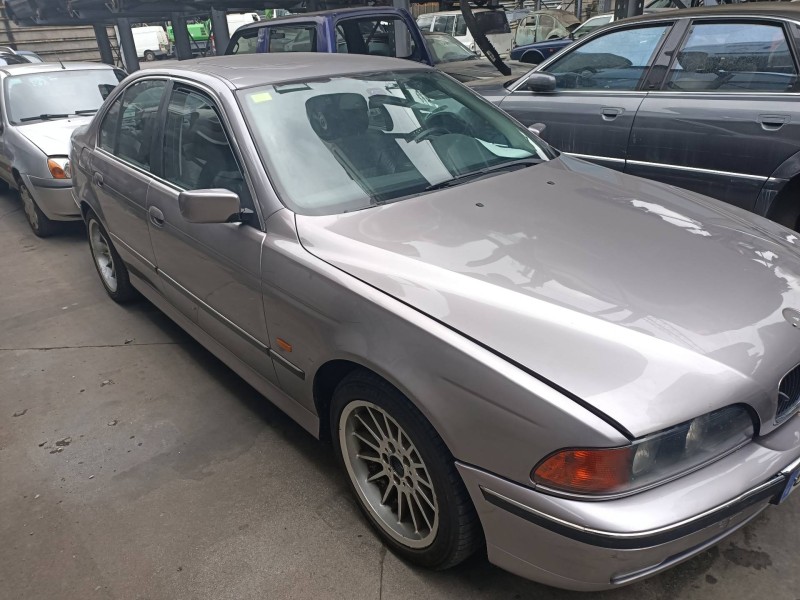 bmw serie 5 berlina (e39) del año 2000