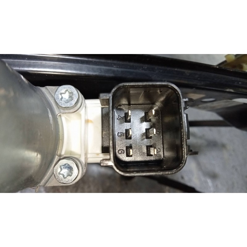 Recambio de elevalunas delantero izquierdo para ford focus berlina (cap) 1.6 tdci cat referencia OEM IAM BM51A23201BD  