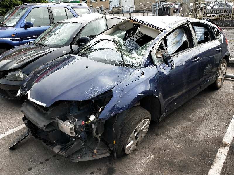 citroen c4 berlina del año 2006